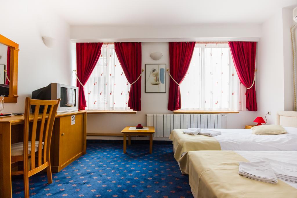 Hotel Residence Inn Skopje Room photo