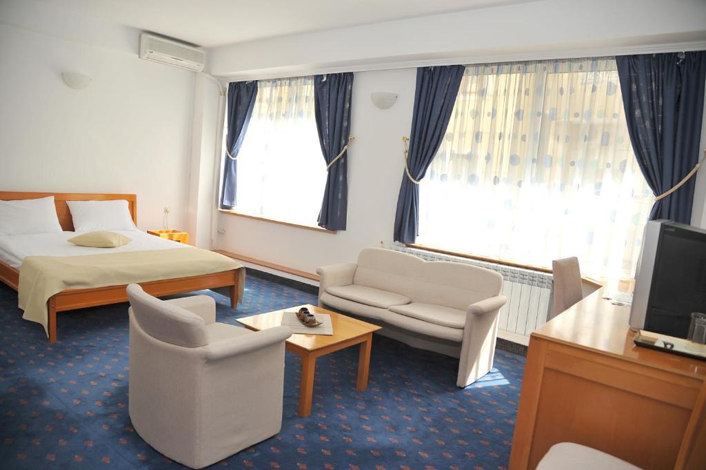 Hotel Residence Inn Skopje Exterior photo