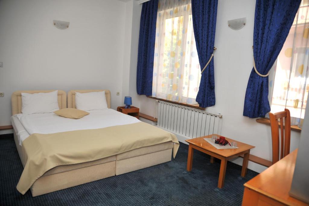 Hotel Residence Inn Skopje Room photo